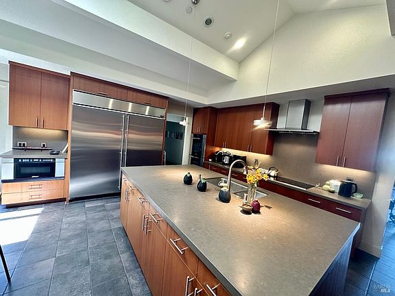 3rd image of 260 Margarita Drive