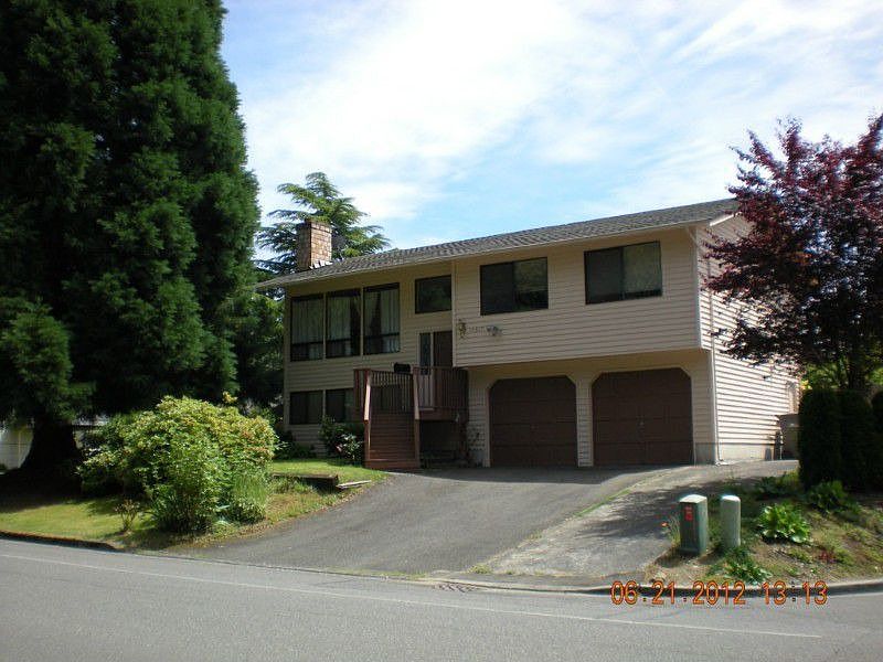 1st image of 10517 NE 140th St