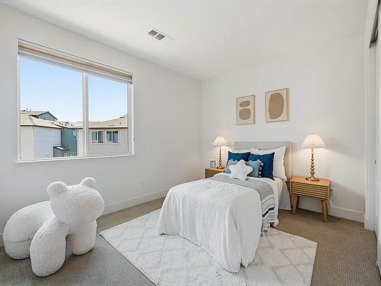2027 Joshua Tree Cir — Photo 11