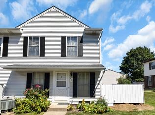 6577 Liberty Bell Dr #20C, Brookpark, OH