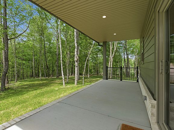 4th image of 2957 Pace Rd