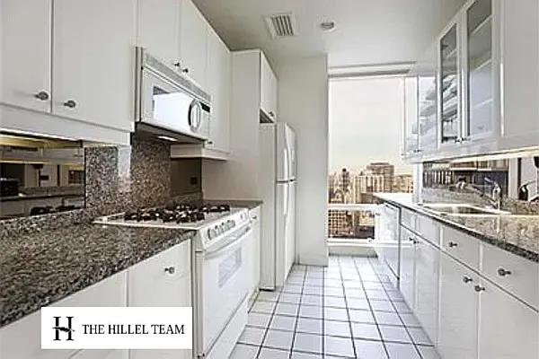 Rented by Compass | media 29