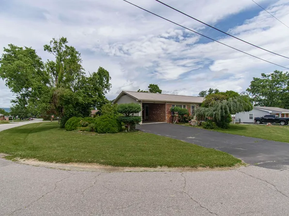6300 Skyview Cir, Dublin, VA 24084