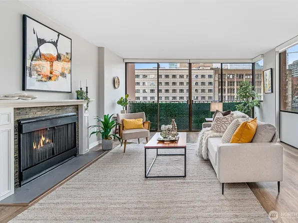 1120 8th Avenue #904, Seattle, WA 98101