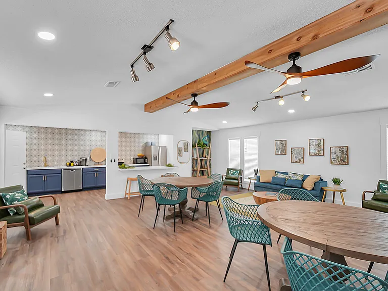 The Stella Apartments — Photo 9