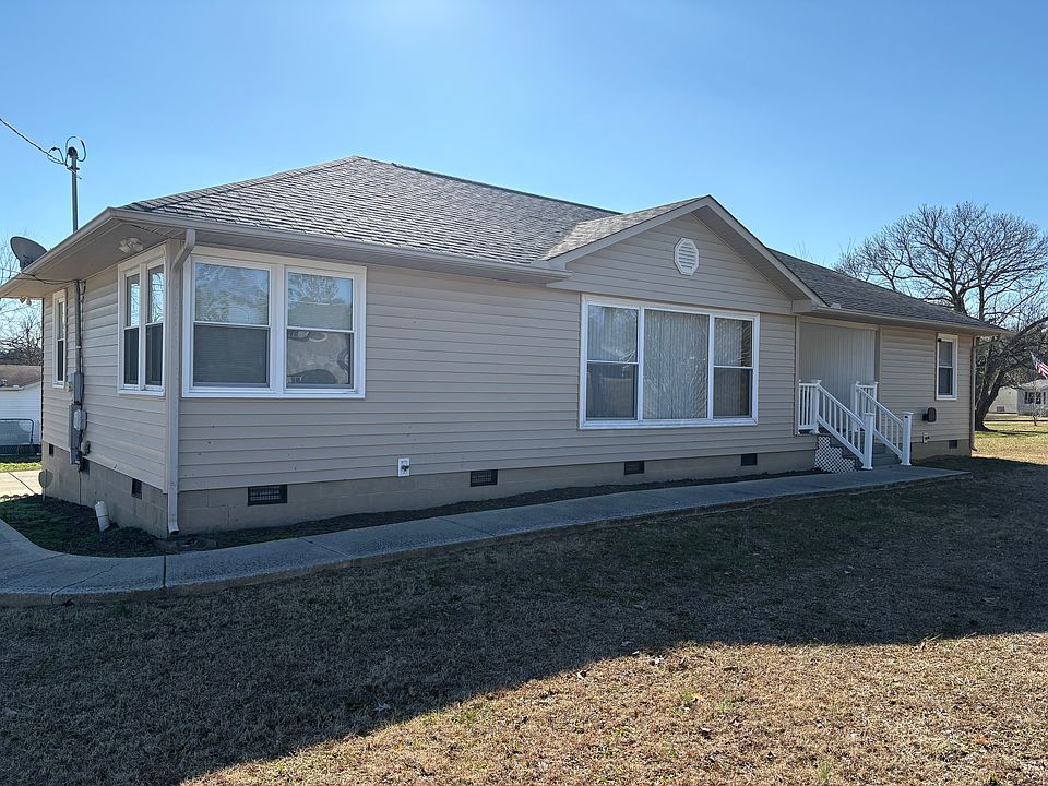 1st image of 1205 Mobile Dr