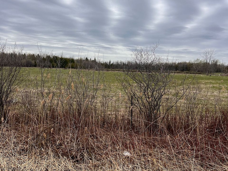 1st image of 1548 Dwyer Hill Rd