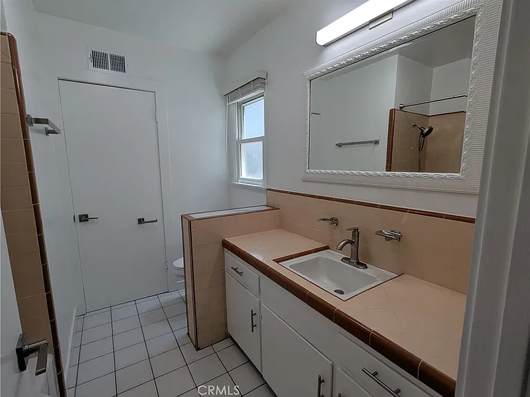 6829 McLennan Ave — Photo 28