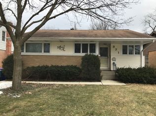 371 Grandview Ave, Glen Ellyn, IL 60137