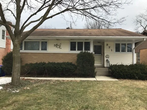 371 Grandview Ave, Glen Ellyn, IL 60137