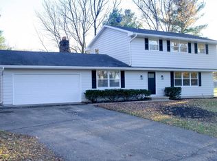 3389 Sandy Lee Ln, Madison, WI 53718