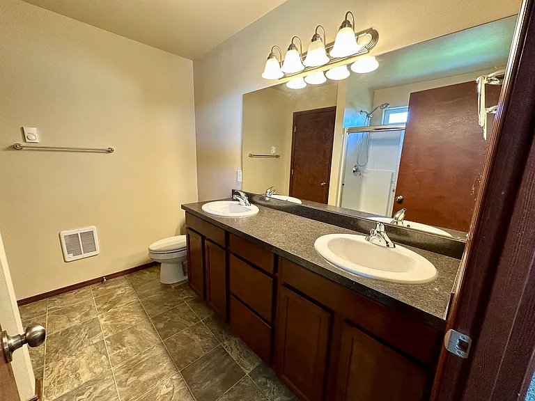 2706 N Susie Ct — Photo 14
