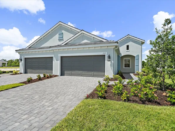 2325 Blue Mahoe Ln, Sarasota, FL 34240