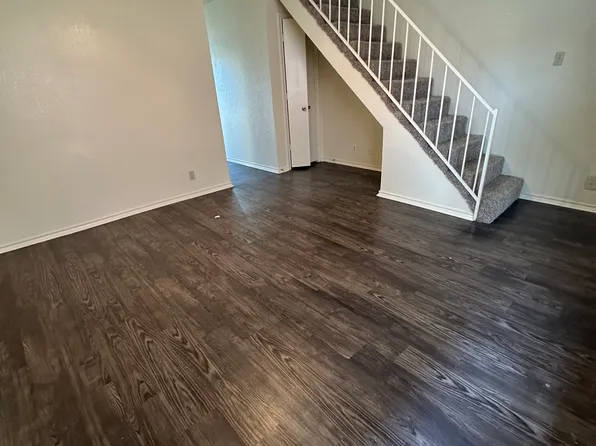 721 Avenue A APT 8, Denton, TX 76201