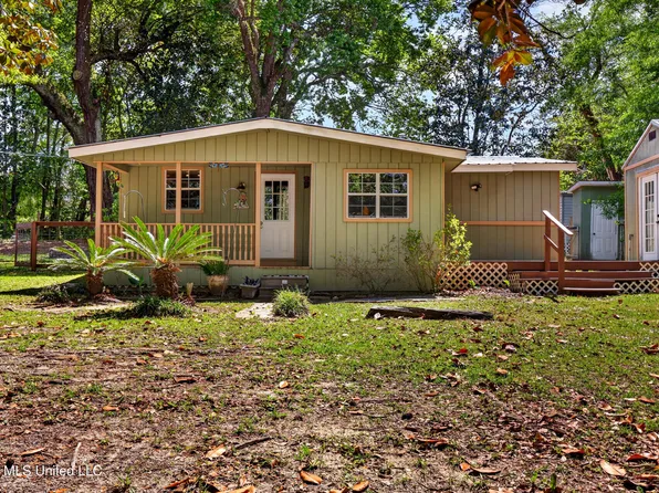 7721 Ridge Gate Rd, Ocean Springs, MS 39564
