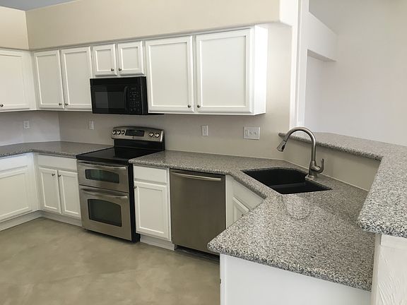 3rd image of 9480 N Elan Ln