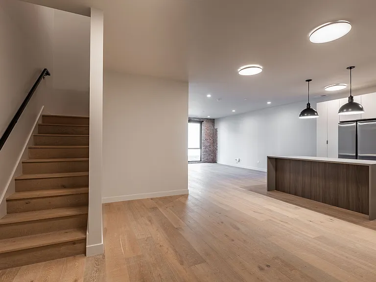 1706 Sherman Ave. — Photo 104