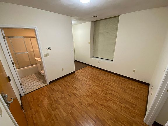 4th image of 81A Essex St #41