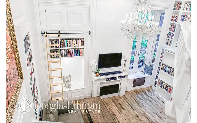 Sold by Douglas Elliman | media 15