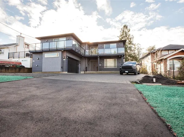 741 Snowdrop Ave, Saanich, BC V8Z 2N3
