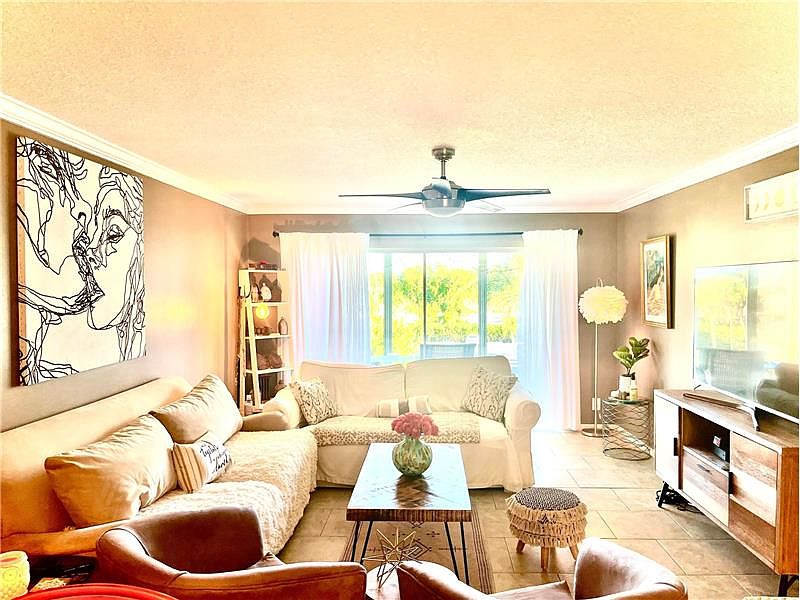1st image of 200 Waterway Dr S APT 305