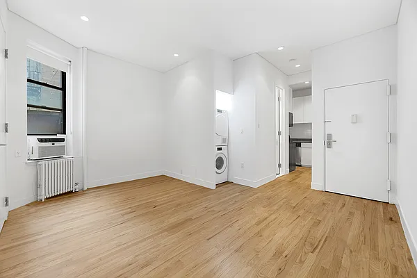 Rented by REAL New York | media 10