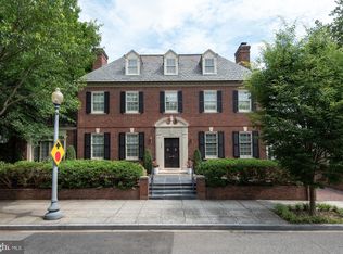 2409 Wyoming Ave NW, Washington, DC 20008