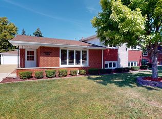 6442 W 88th St, Oak Lawn, IL 60453