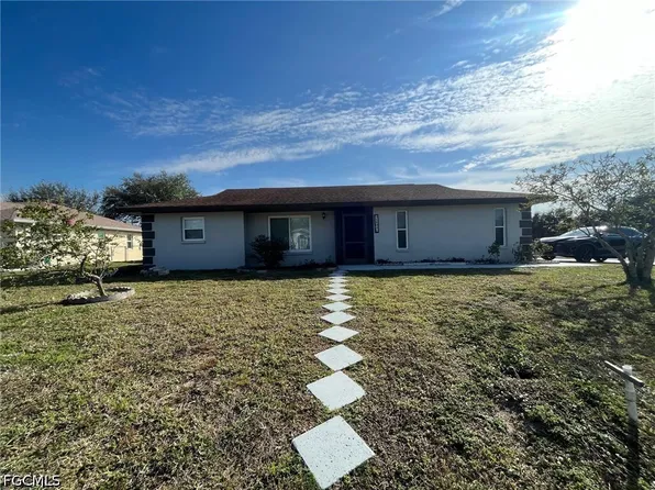 1402 SE 34th St, Cape Coral, FL 33904