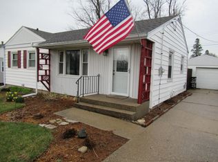 2003 Pioneer Dr, Beloit, WI 53511