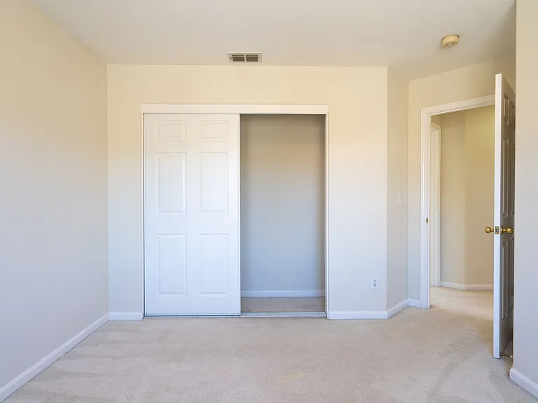 1109 Camellia Ct — Photo 34