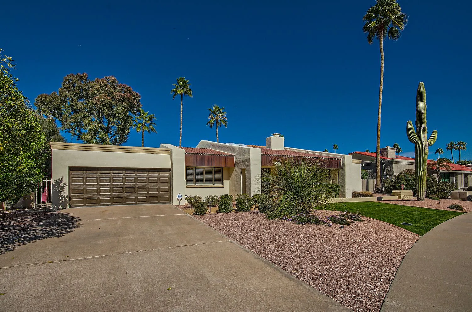 4 bed, 2430 sqft, $4,750 — Photo 3
