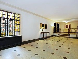 5th image of 325 E 77th St APT 2J