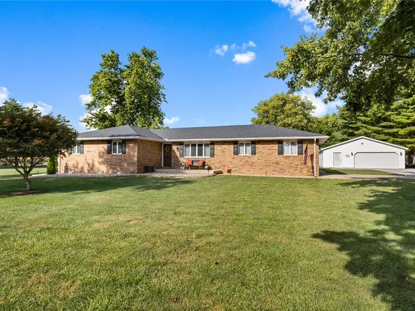 505 N East St, Oreana, IL 62554