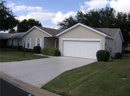 3rd image of 207 Willow Brook Dr