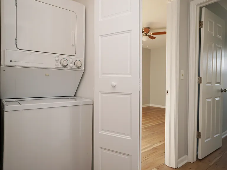 223 Harvest Ct — Photo 18