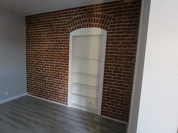 4th image of 109 N Kimball Ave APT F