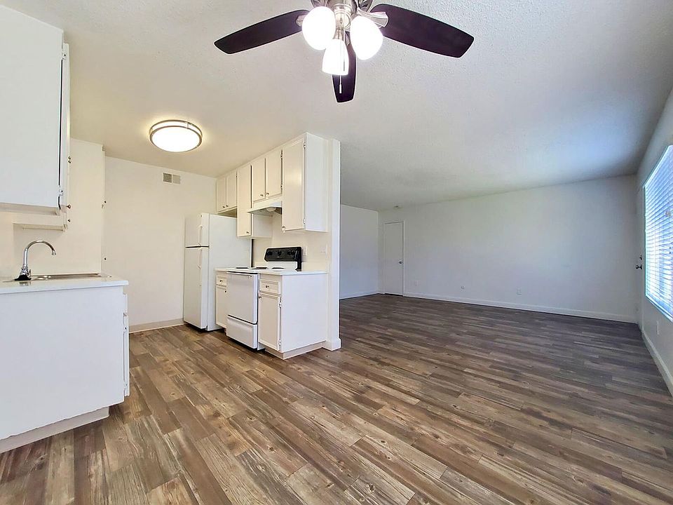 1st image of 171 N 1st St N APT 4