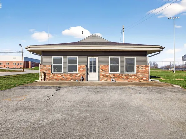 703 N Maple St, Orleans, IN 47452