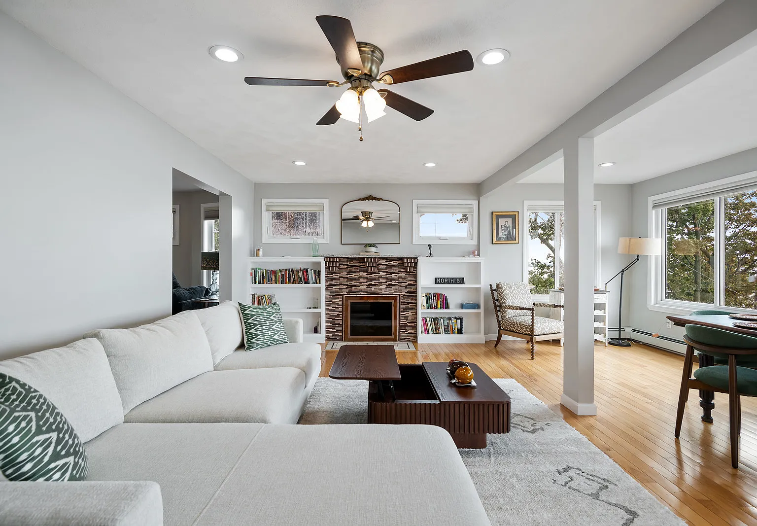 3 bed, 1800 sqft, $4,000 — Photo 1