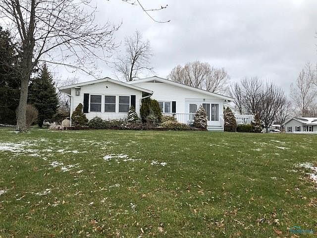 1st image of 190 Seneca Dr