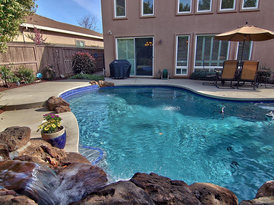 1st image of 2108 Armsmere Cir