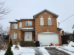 44 Reuben Ave, Toronto, ON M9M1E5