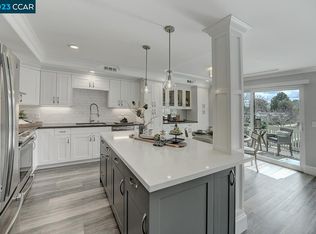 2032 Golden Rain Rd APT 6, Walnut Creek, CA 94595