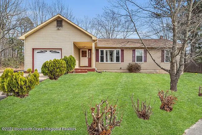887 Hearthstone Dr photo 1