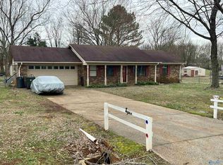 971 Coleman Rd, New Market, AL 35761