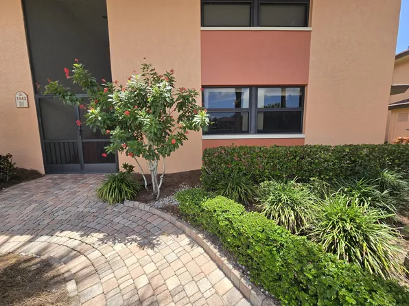 1542 Mainsail Dr Unit 1, Naples, FL 34114