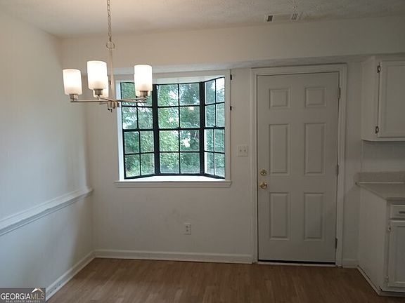 4th image of 476 Brookfield Way