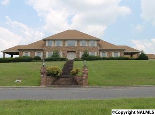 1520 Terrace Heights Dr NW, Fort Payne, AL 35967