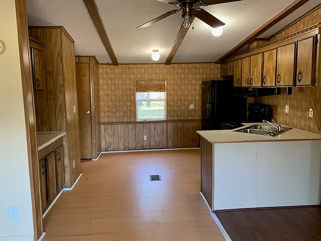 2103 Bent Oak Ct — Photo 9